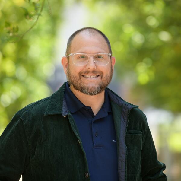 Headshot of Jarrett Ellington