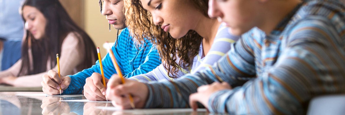 NATIONALTEST - Banner:Page1170x390 Students Studying for Upcoming Test