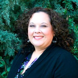 Elizabeth Mondragon Profile Image of Elizabeth Mondragon